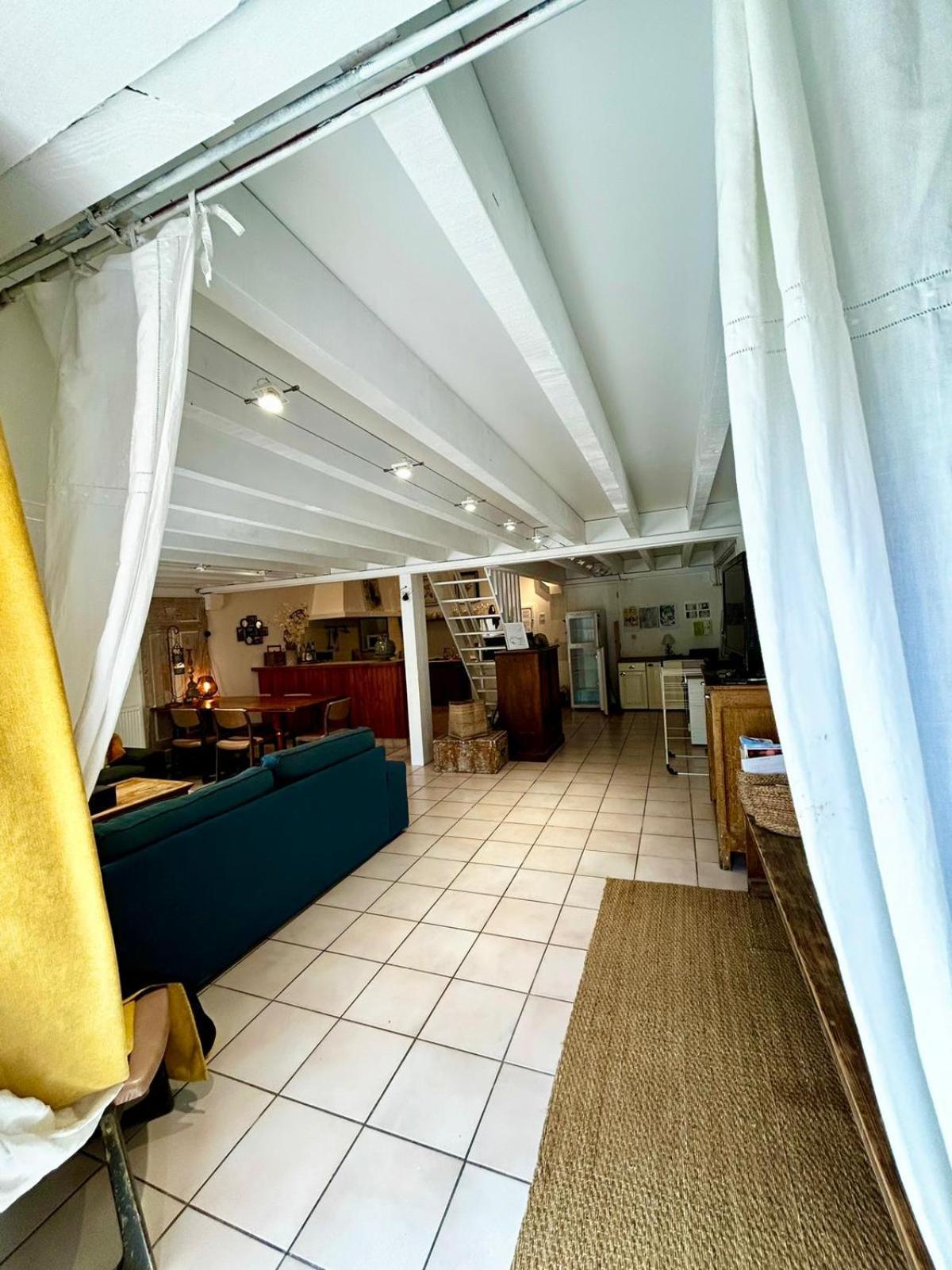 Rives De Bourges Appartement Burzet Buitenkant foto