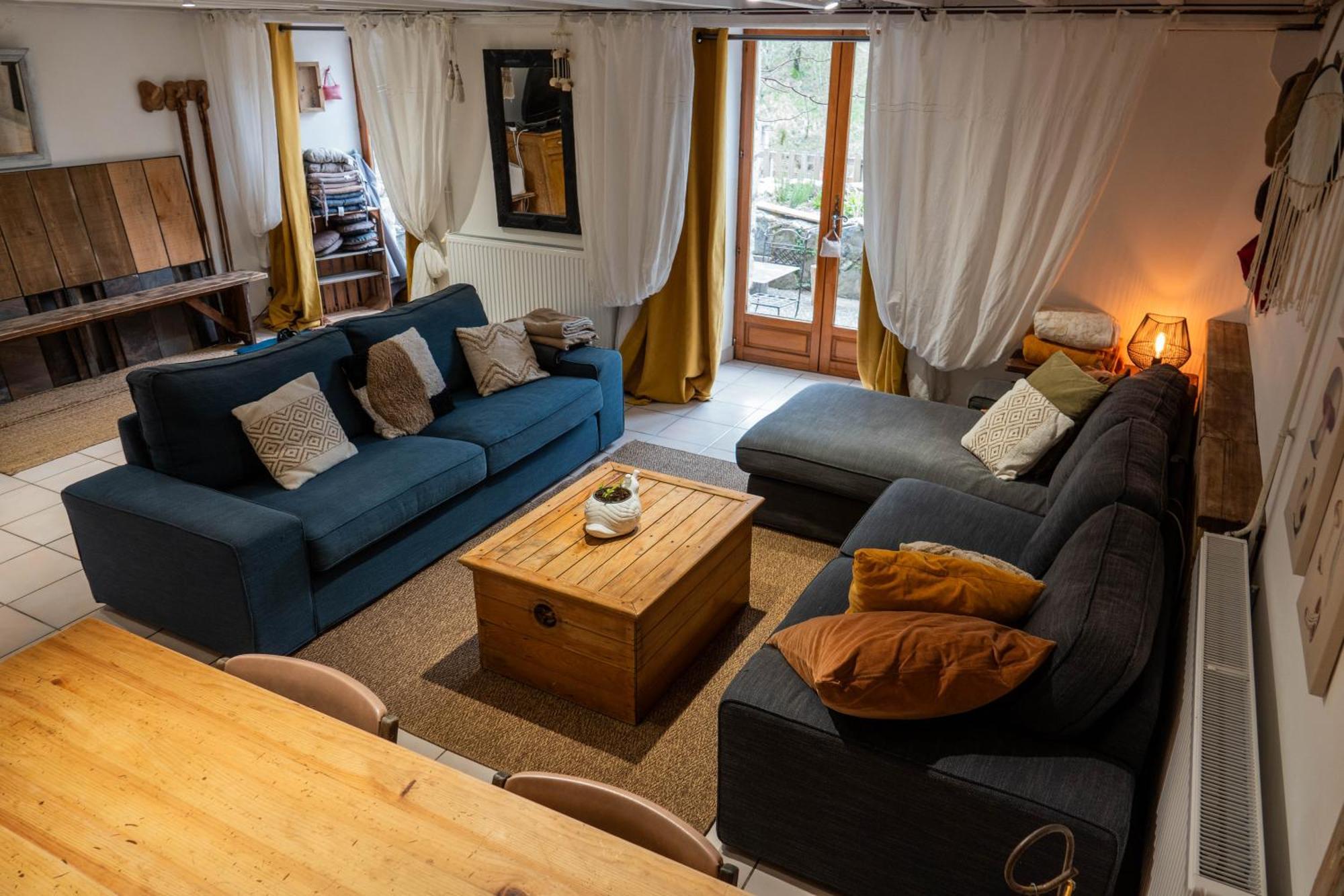 Rives De Bourges Appartement Burzet Buitenkant foto